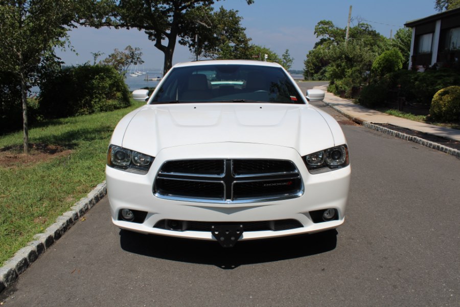 2014 Dodge Charger 4dr Sdn SXT AWD, available for sale in Great Neck, New York | Great Neck Car Buyers & Sellers. Great Neck, New York 2014 Dodge Charger 4dr Sdn SXT AWD, available for sale in Great Neck, New York | Great Neck Car Buyers & Sellers. Great Neck, New York