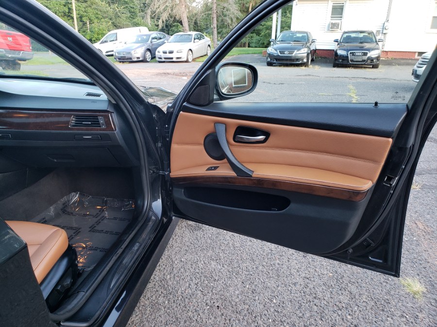 2011 BMW 3 Series 4dr Sdn 328i xDrive AWD SULEV, available for sale in East Windsor, Connecticut | Toro Auto. East Windsor, Connecticut 2011 BMW 3 Series 4dr Sdn 328i xDrive AWD SULEV, available for sale in East Windsor, Connecticut | Toro Auto. East Windsor, Connecticut