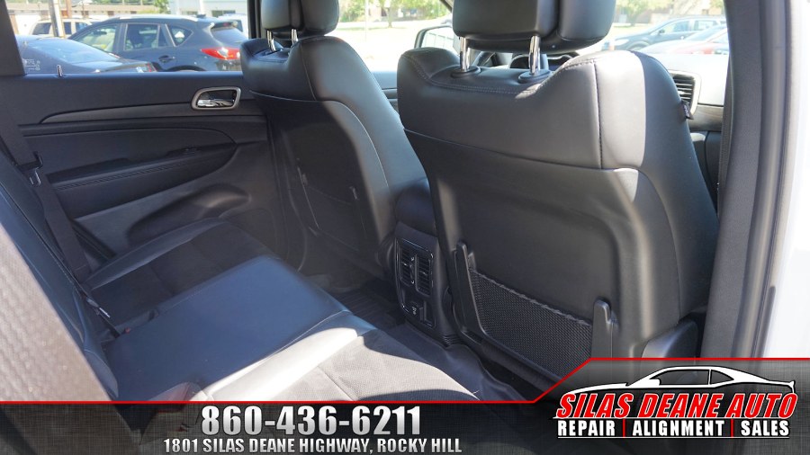 2015 Jeep Grand Cherokee 4WD 4dr Laredo, available for sale in Rocky Hill , Connecticut | Silas Deane Auto LLC. Rocky Hill , Connecticut 2015 Jeep Grand Cherokee 4WD 4dr Laredo, available for sale in Rocky Hill , Connecticut | Silas Deane Auto LLC. Rocky Hill , Connecticut