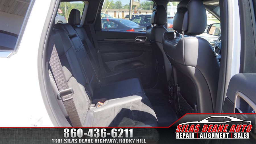2015 Jeep Grand Cherokee 4WD 4dr Laredo, available for sale in Rocky Hill , Connecticut | Silas Deane Auto LLC. Rocky Hill , Connecticut 2015 Jeep Grand Cherokee 4WD 4dr Laredo, available for sale in Rocky Hill , Connecticut | Silas Deane Auto LLC. Rocky Hill , Connecticut