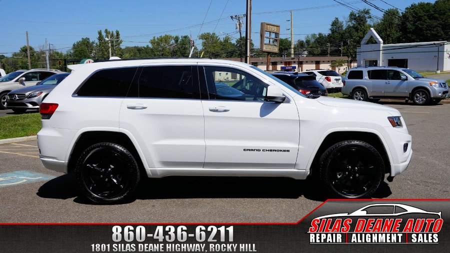 2015 Jeep Grand Cherokee 4WD 4dr Laredo, available for sale in Rocky Hill , Connecticut | Silas Deane Auto LLC. Rocky Hill , Connecticut 2015 Jeep Grand Cherokee 4WD 4dr Laredo, available for sale in Rocky Hill , Connecticut | Silas Deane Auto LLC. Rocky Hill , Connecticut