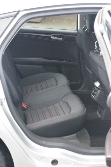 2013 Ford Fusion 4dr Sdn SE FWD, available for sale in Ashland, Massachusetts | New Beginning Auto Service Inc. Ashland, Massachusetts 2013 Ford Fusion 4dr Sdn SE FWD, available for sale in Ashland, Massachusetts | New Beginning Auto Service Inc. Ashland, Massachusetts