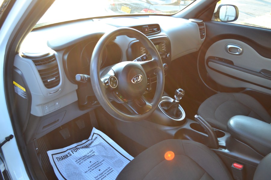 2015 Kia Soul 5dr Wgn Auto Base, available for sale in Baldwin, New York | Carmoney Auto Sales. Baldwin, New York 2015 Kia Soul 5dr Wgn Auto Base, available for sale in Baldwin, New York | Carmoney Auto Sales. Baldwin, New York