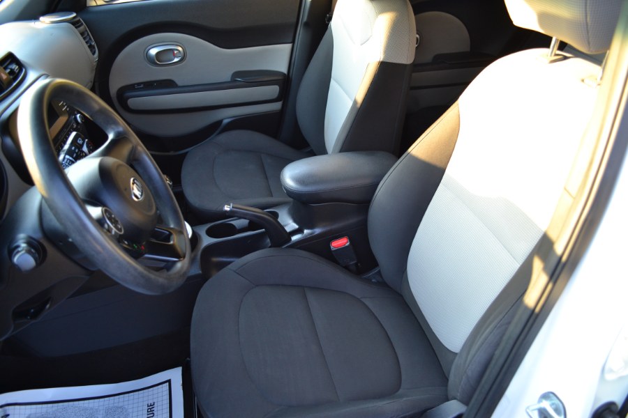 2015 Kia Soul 5dr Wgn Auto Base, available for sale in Baldwin, New York | Carmoney Auto Sales. Baldwin, New York 2015 Kia Soul 5dr Wgn Auto Base, available for sale in Baldwin, New York | Carmoney Auto Sales. Baldwin, New York