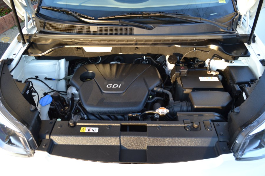 2015 Kia Soul 5dr Wgn Auto Base, available for sale in Baldwin, New York | Carmoney Auto Sales. Baldwin, New York 2015 Kia Soul 5dr Wgn Auto Base, available for sale in Baldwin, New York | Carmoney Auto Sales. Baldwin, New York