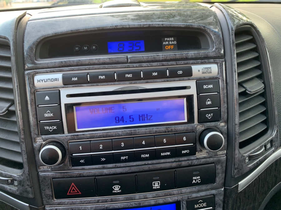 2007 Hyundai Santa Fe FWD 4dr Auto SE *Ltd Avail*, available for sale in Revere, Massachusetts | Wonderland Auto. Revere, Massachusetts 2007 Hyundai Santa Fe FWD 4dr Auto SE *Ltd Avail*, available for sale in Revere, Massachusetts | Wonderland Auto. Revere, Massachusetts
