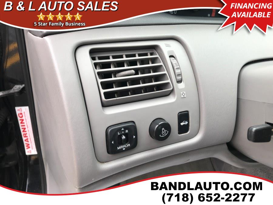 2000 Toyota Avalon 4dr Sdn XLS, available for sale in Bronx, New York | B & L Auto Sales LLC. Bronx, New York 2000 Toyota Avalon 4dr Sdn XLS, available for sale in Bronx, New York | B & L Auto Sales LLC. Bronx, New York