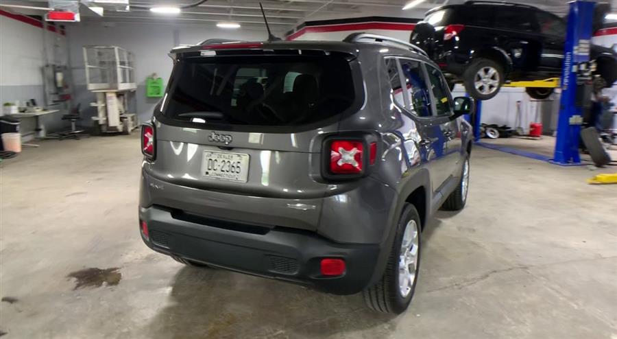 2016 Jeep Renegade 4WD 4dr Latitude, available for sale in Stratford, Connecticut | Wiz Leasing Inc. Stratford, Connecticut 2016 Jeep Renegade 4WD 4dr Latitude, available for sale in Stratford, Connecticut | Wiz Leasing Inc. Stratford, Connecticut