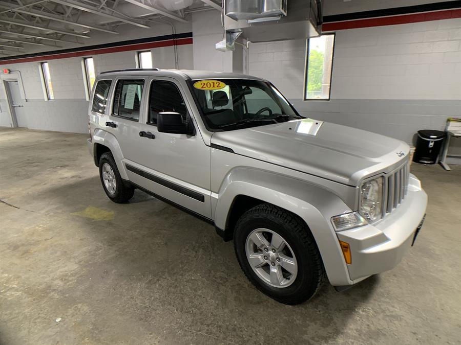 2012 Jeep Liberty 4WD 4dr Sport, available for sale in Stratford, Connecticut | Wiz Leasing Inc. Stratford, Connecticut