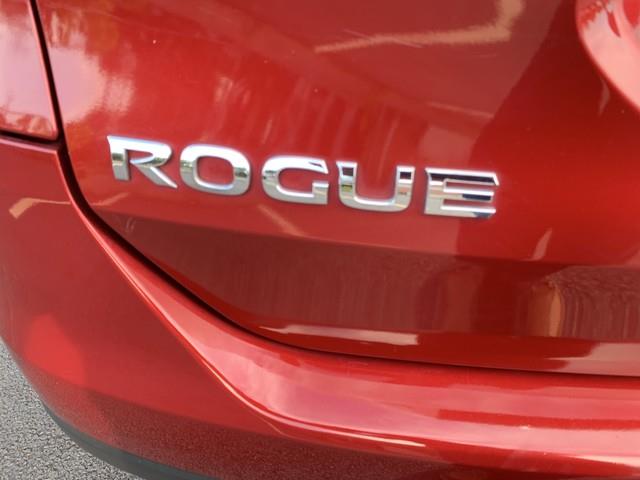 2014 Nissan Rogue SL, available for sale in Forestville, Maryland | Valentine Motor Company. Forestville, Maryland 2014 Nissan Rogue SL, available for sale in Forestville, Maryland | Valentine Motor Company. Forestville, Maryland