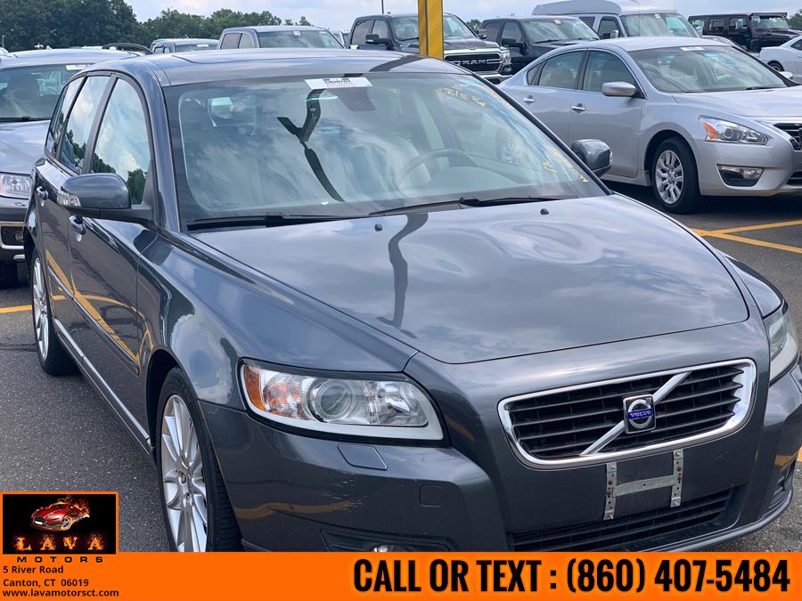 2009 Volvo V50 4dr Wgn 2.4L FWD w/Sunroof, available for sale in Canton, Connecticut | Lava Motors. Canton, Connecticut
