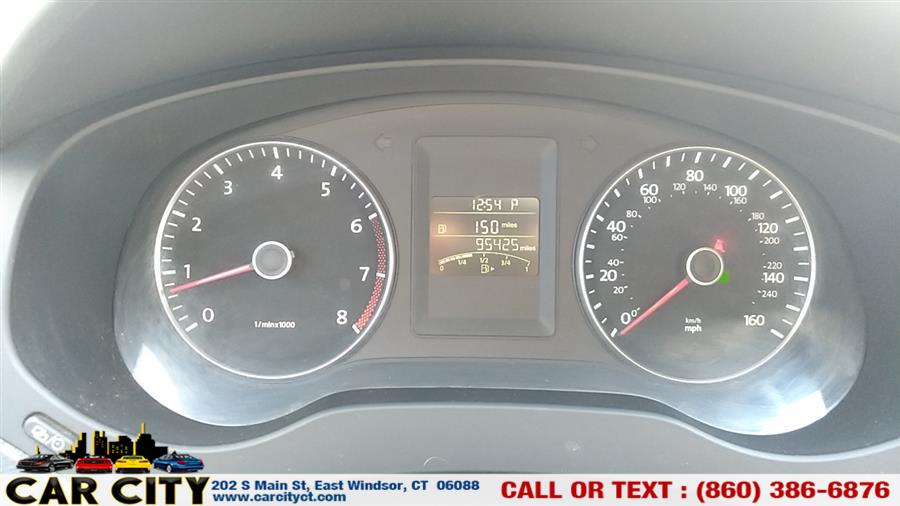 2014 Volkswagen Jetta Sedan 4dr Auto SE PZEV, available for sale in East Windsor, Connecticut | Car City LLC. East Windsor, Connecticut 2014 Volkswagen Jetta Sedan 4dr Auto SE PZEV, available for sale in East Windsor, Connecticut | Car City LLC. East Windsor, Connecticut