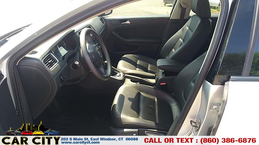 2014 Volkswagen Jetta Sedan 4dr Auto SE PZEV, available for sale in East Windsor, Connecticut | Car City LLC. East Windsor, Connecticut 2014 Volkswagen Jetta Sedan 4dr Auto SE PZEV, available for sale in East Windsor, Connecticut | Car City LLC. East Windsor, Connecticut
