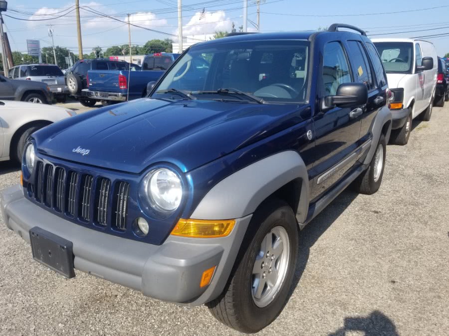 2005 Jeep Liberty 4dr Sport 4WD, available for sale in Patchogue, New York | Romaxx Truxx. Patchogue, New York