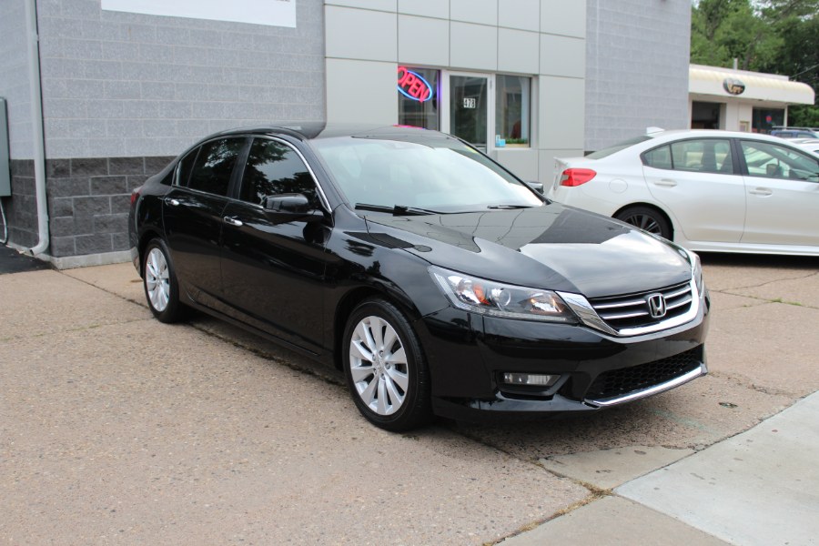 2015 Honda Accord Sedan 4dr I4 CVT EX-L w/Navi, available for sale in Manchester, Connecticut | Carsonmain LLC. Manchester, Connecticut
