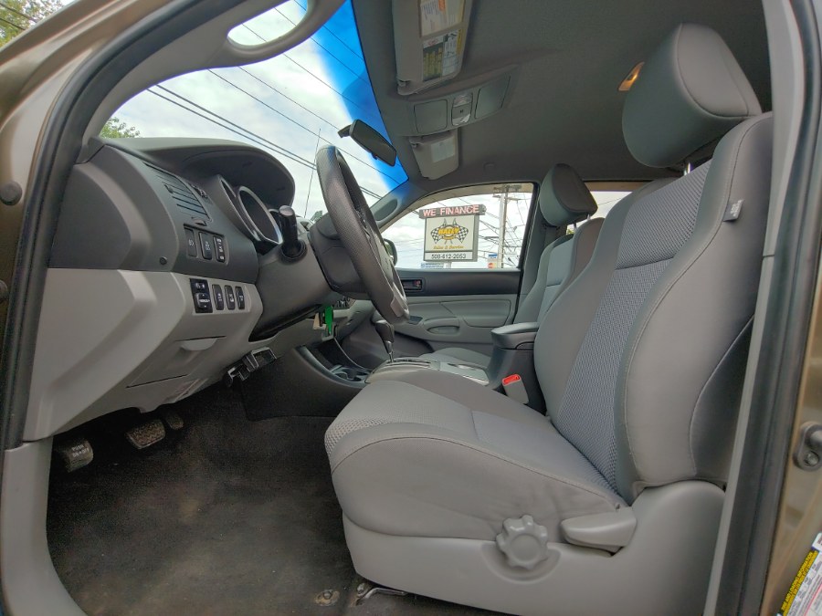 2014 Toyota Tacoma 4WD Double Cab V6 AT (Natl), available for sale in Worcester, Massachusetts | Rally Motor Sports. Worcester, Massachusetts 2014 Toyota Tacoma 4WD Double Cab V6 AT (Natl), available for sale in Worcester, Massachusetts | Rally Motor Sports. Worcester, Massachusetts