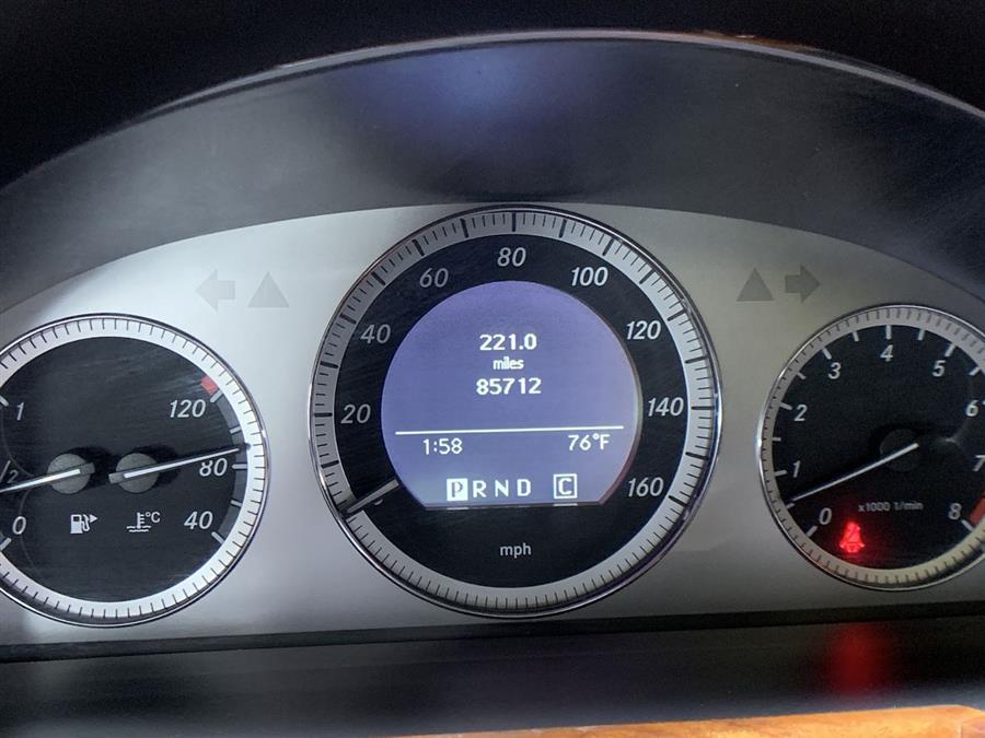 2010 Mercedes-Benz GLK-Class 4MATIC 4dr GLK350, available for sale in Stratford, Connecticut | Wiz Leasing Inc. Stratford, Connecticut 2010 Mercedes-Benz GLK-Class 4MATIC 4dr GLK350, available for sale in Stratford, Connecticut | Wiz Leasing Inc. Stratford, Connecticut