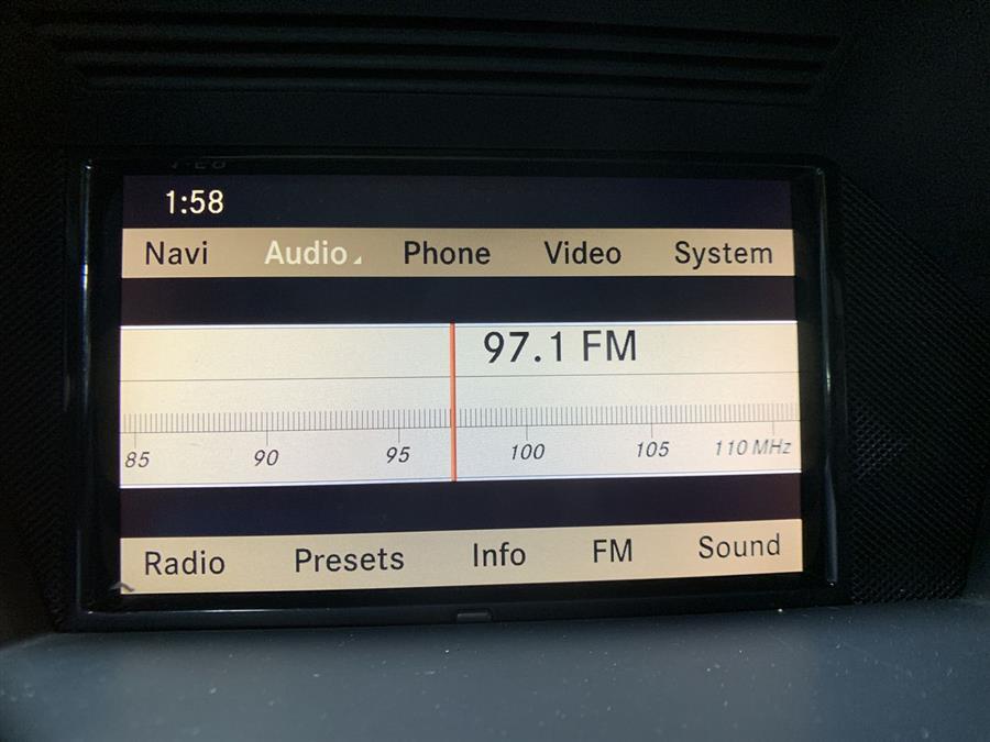 2010 Mercedes-Benz GLK-Class 4MATIC 4dr GLK350, available for sale in Stratford, Connecticut | Wiz Leasing Inc. Stratford, Connecticut 2010 Mercedes-Benz GLK-Class 4MATIC 4dr GLK350, available for sale in Stratford, Connecticut | Wiz Leasing Inc. Stratford, Connecticut