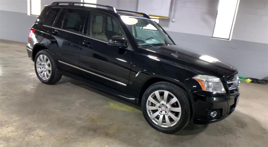 2010 Mercedes-Benz GLK-Class 4MATIC 4dr GLK350, available for sale in Stratford, Connecticut | Wiz Leasing Inc. Stratford, Connecticut 2010 Mercedes-Benz GLK-Class 4MATIC 4dr GLK350, available for sale in Stratford, Connecticut | Wiz Leasing Inc. Stratford, Connecticut