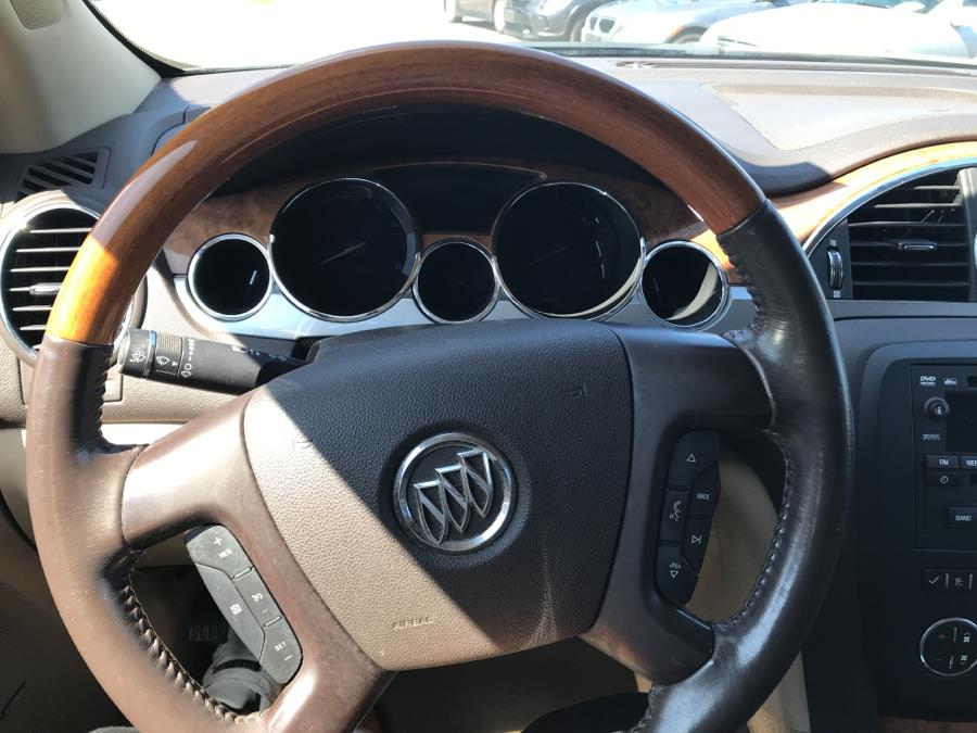 2011 Buick Enclave FWD 4dr CXL-1, available for sale in Manchester, Connecticut | Best Auto Sales LLC. Manchester, Connecticut 2011 Buick Enclave FWD 4dr CXL-1, available for sale in Manchester, Connecticut | Best Auto Sales LLC. Manchester, Connecticut