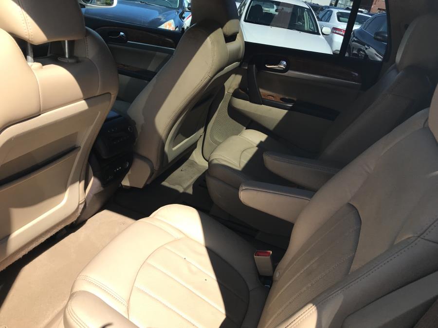 2011 Buick Enclave FWD 4dr CXL-1, available for sale in Manchester, Connecticut | Best Auto Sales LLC. Manchester, Connecticut 2011 Buick Enclave FWD 4dr CXL-1, available for sale in Manchester, Connecticut | Best Auto Sales LLC. Manchester, Connecticut