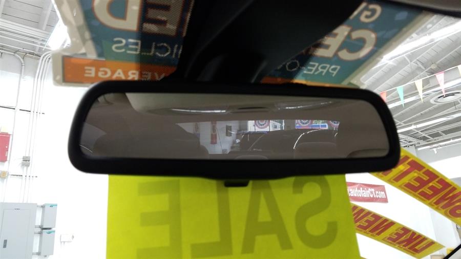2015 Chrysler 200 4dr Sdn Limited FWD, available for sale in West Haven, Connecticut | Auto Fair Inc.. West Haven, Connecticut 2015 Chrysler 200 4dr Sdn Limited FWD, available for sale in West Haven, Connecticut | Auto Fair Inc.. West Haven, Connecticut
