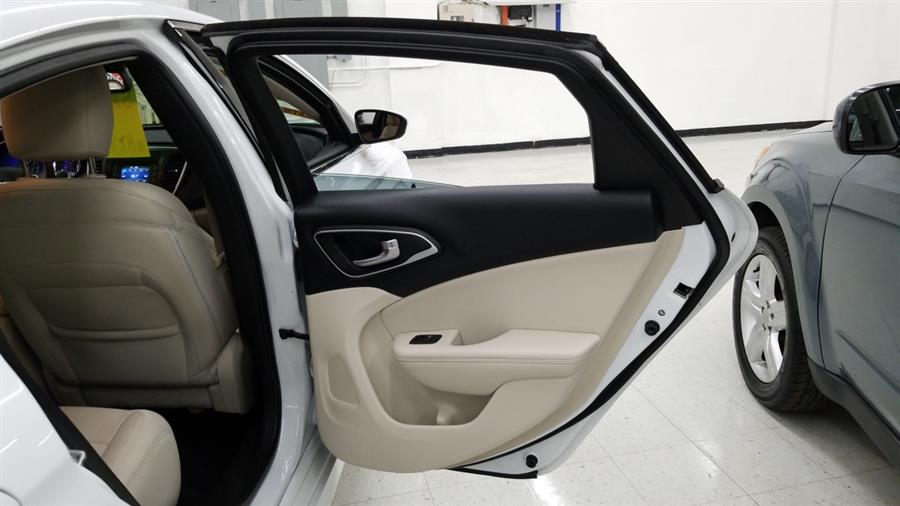 2015 Chrysler 200 4dr Sdn Limited FWD, available for sale in West Haven, Connecticut | Auto Fair Inc.. West Haven, Connecticut 2015 Chrysler 200 4dr Sdn Limited FWD, available for sale in West Haven, Connecticut | Auto Fair Inc.. West Haven, Connecticut