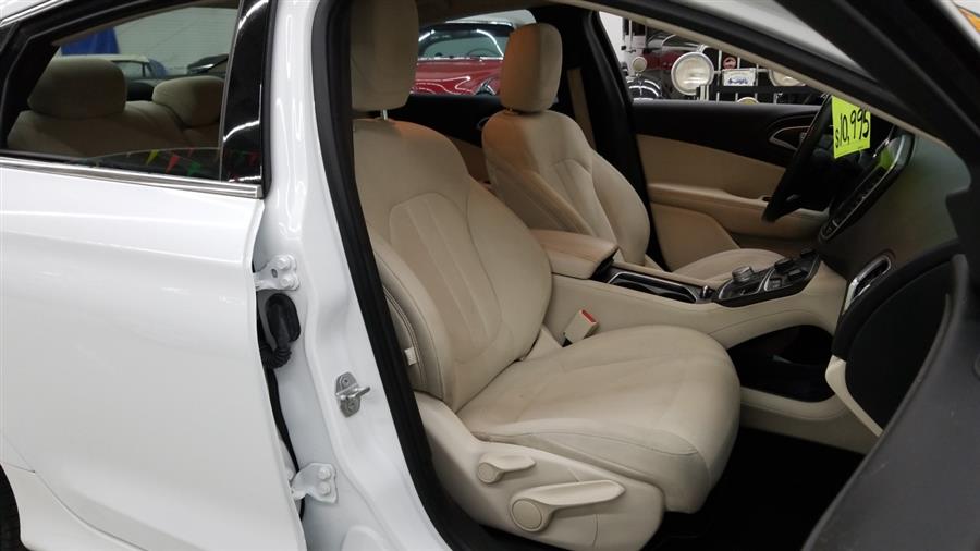 2015 Chrysler 200 4dr Sdn Limited FWD, available for sale in West Haven, Connecticut | Auto Fair Inc.. West Haven, Connecticut 2015 Chrysler 200 4dr Sdn Limited FWD, available for sale in West Haven, Connecticut | Auto Fair Inc.. West Haven, Connecticut