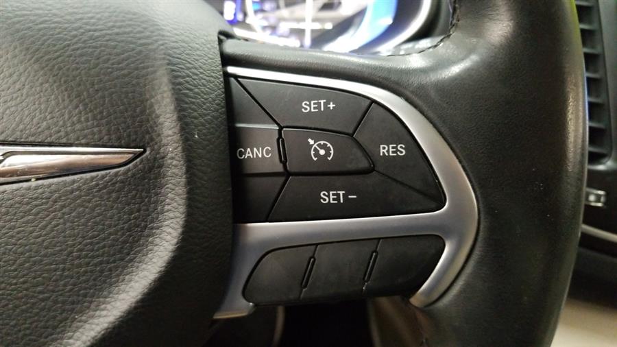 2015 Chrysler 200 4dr Sdn Limited FWD, available for sale in West Haven, Connecticut | Auto Fair Inc.. West Haven, Connecticut 2015 Chrysler 200 4dr Sdn Limited FWD, available for sale in West Haven, Connecticut | Auto Fair Inc.. West Haven, Connecticut