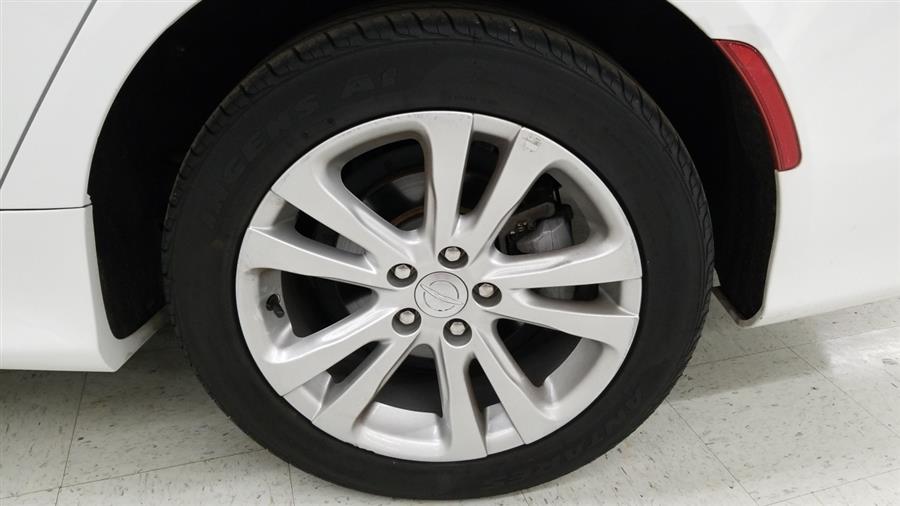 2015 Chrysler 200 4dr Sdn Limited FWD, available for sale in West Haven, Connecticut | Auto Fair Inc.. West Haven, Connecticut 2015 Chrysler 200 4dr Sdn Limited FWD, available for sale in West Haven, Connecticut | Auto Fair Inc.. West Haven, Connecticut
