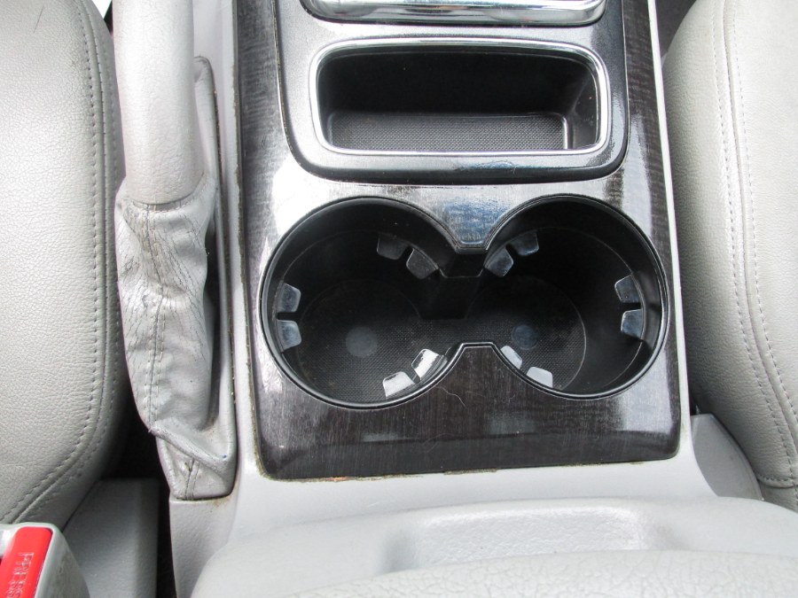 2008 Kia Sorento 4WD 4dr EX, available for sale in Vernon , Connecticut | Auto Care Motors. Vernon , Connecticut 2008 Kia Sorento 4WD 4dr EX, available for sale in Vernon , Connecticut | Auto Care Motors. Vernon , Connecticut