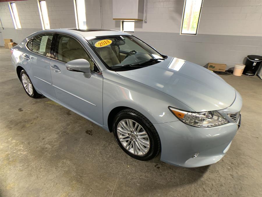 2014 Lexus ES 350 4dr Sdn, available for sale in Stratford, Connecticut | Wiz Leasing Inc. Stratford, Connecticut