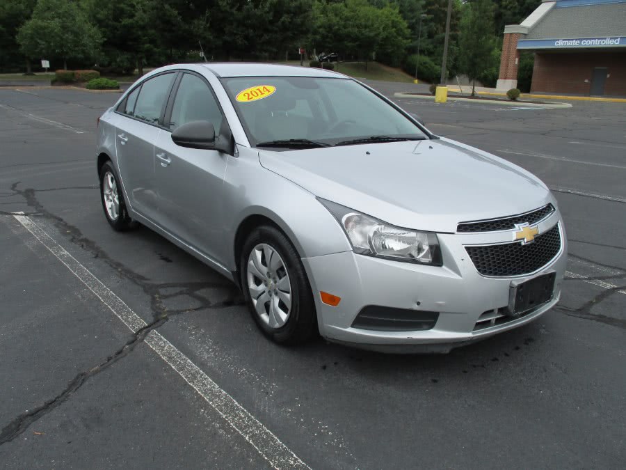 2014 Chevrolet Cruze 4dr Sdn Auto LS, available for sale in New Britain, Connecticut | Universal Motors LLC. New Britain, Connecticut