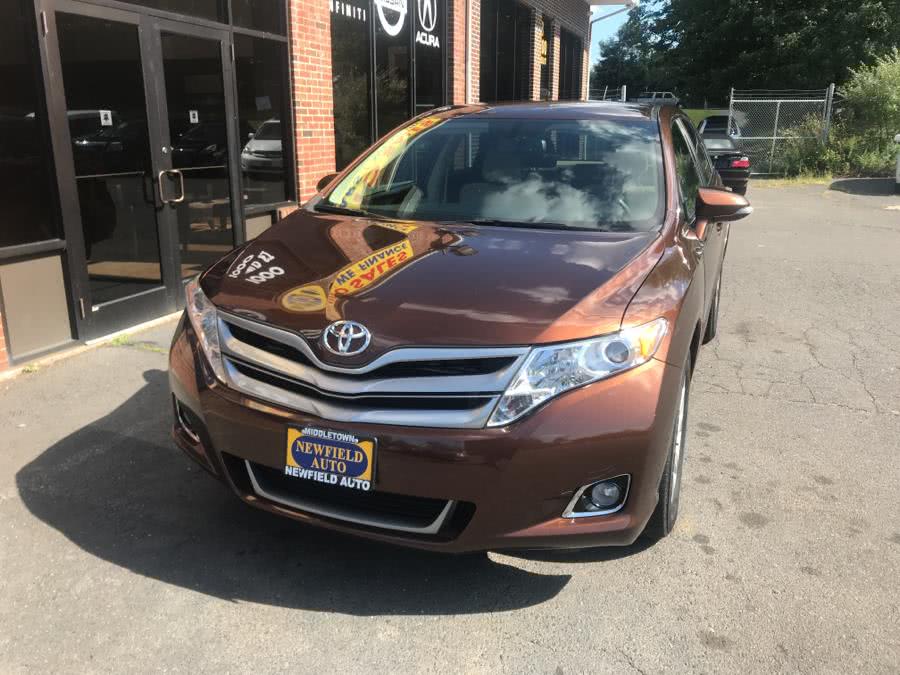 2014 Toyota Venza 4dr Wgn I4 FWD LE (Natl), available for sale in Middletown, Connecticut | Newfield Auto Sales. Middletown, Connecticut