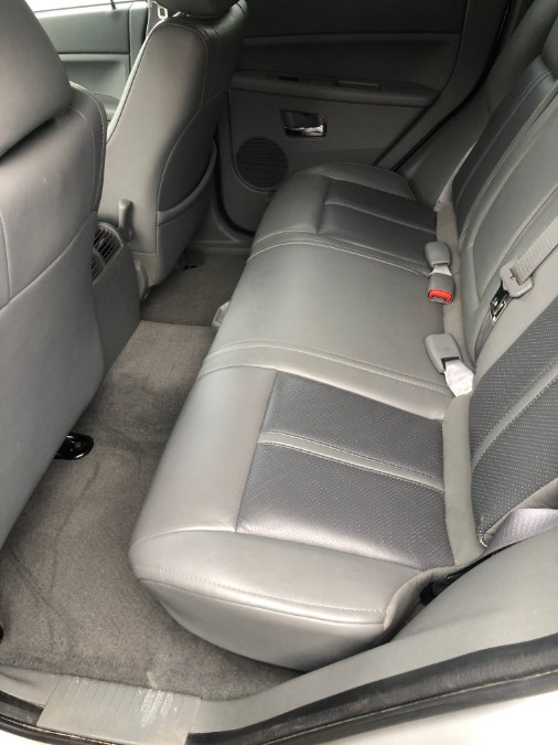2007 Jeep Grand Cherokee 4WD 4dr Limited, available for sale in Suffield, Connecticut | Suffield Auto LLC. Suffield, Connecticut 2007 Jeep Grand Cherokee 4WD 4dr Limited, available for sale in Suffield, Connecticut | Suffield Auto LLC. Suffield, Connecticut