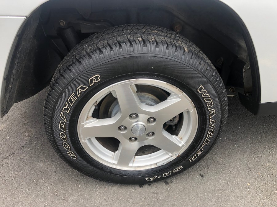2007 Jeep Grand Cherokee 4WD 4dr Limited, available for sale in Suffield, Connecticut | Suffield Auto LLC. Suffield, Connecticut 2007 Jeep Grand Cherokee 4WD 4dr Limited, available for sale in Suffield, Connecticut | Suffield Auto LLC. Suffield, Connecticut