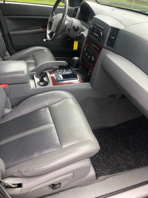 2007 Jeep Grand Cherokee 4WD 4dr Limited, available for sale in Suffield, Connecticut | Suffield Auto LLC. Suffield, Connecticut 2007 Jeep Grand Cherokee 4WD 4dr Limited, available for sale in Suffield, Connecticut | Suffield Auto LLC. Suffield, Connecticut