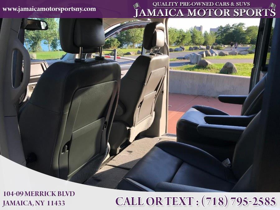 2010 Volkswagen Routan 4dr Wgn SE w/RSE & Navigation, available for sale in Jamaica, New York | Jamaica Motor Sports. Jamaica, New York 2010 Volkswagen Routan 4dr Wgn SE w/RSE & Navigation, available for sale in Jamaica, New York | Jamaica Motor Sports. Jamaica, New York
