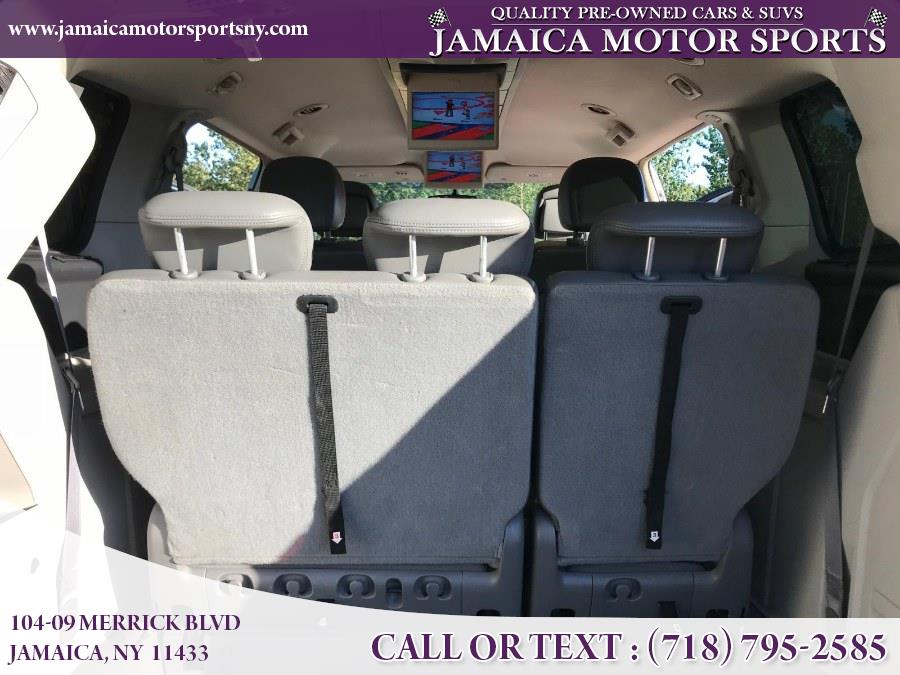 2010 Volkswagen Routan 4dr Wgn SE w/RSE & Navigation, available for sale in Jamaica, New York | Jamaica Motor Sports. Jamaica, New York 2010 Volkswagen Routan 4dr Wgn SE w/RSE & Navigation, available for sale in Jamaica, New York | Jamaica Motor Sports. Jamaica, New York