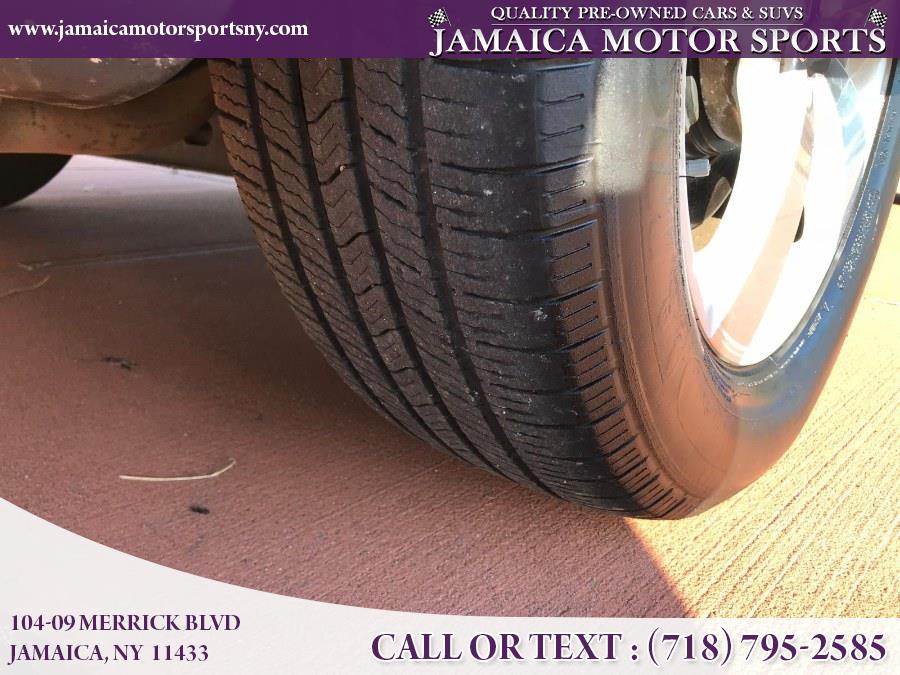 2010 Volkswagen Routan 4dr Wgn SE w/RSE & Navigation, available for sale in Jamaica, New York | Jamaica Motor Sports. Jamaica, New York 2010 Volkswagen Routan 4dr Wgn SE w/RSE & Navigation, available for sale in Jamaica, New York | Jamaica Motor Sports. Jamaica, New York