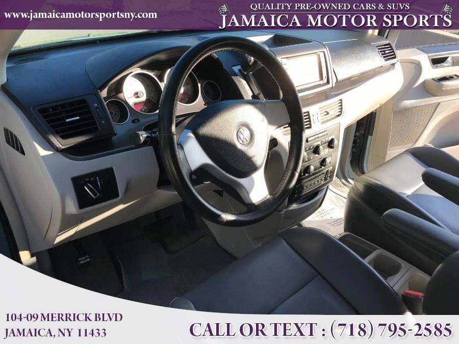 2010 Volkswagen Routan 4dr Wgn SE w/RSE & Navigation, available for sale in Jamaica, New York | Jamaica Motor Sports. Jamaica, New York 2010 Volkswagen Routan 4dr Wgn SE w/RSE & Navigation, available for sale in Jamaica, New York | Jamaica Motor Sports. Jamaica, New York
