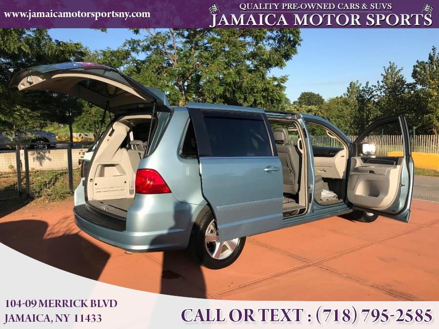 2010 Volkswagen Routan 4dr Wgn SE w/RSE & Navigation, available for sale in Jamaica, New York | Jamaica Motor Sports. Jamaica, New York 2010 Volkswagen Routan 4dr Wgn SE w/RSE & Navigation, available for sale in Jamaica, New York | Jamaica Motor Sports. Jamaica, New York