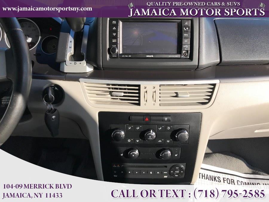 2010 Volkswagen Routan 4dr Wgn SE w/RSE & Navigation, available for sale in Jamaica, New York | Jamaica Motor Sports. Jamaica, New York 2010 Volkswagen Routan 4dr Wgn SE w/RSE & Navigation, available for sale in Jamaica, New York | Jamaica Motor Sports. Jamaica, New York