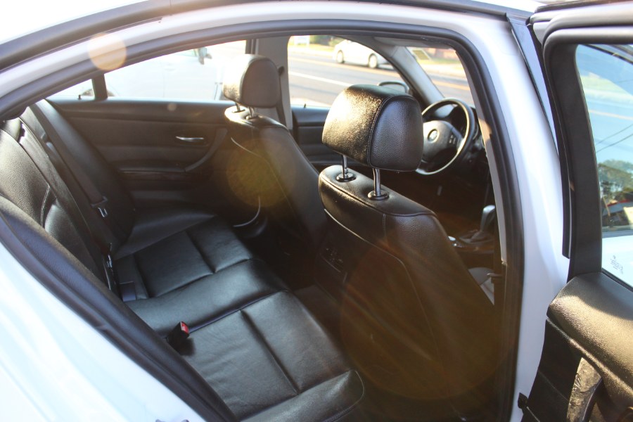 2011 BMW 3 Series 4dr Sdn 328i xDrive AWD SULEV South Africa, available for sale in Manchester, Connecticut | Carsonmain LLC. Manchester, Connecticut 2011 BMW 3 Series 4dr Sdn 328i xDrive AWD SULEV South Africa, available for sale in Manchester, Connecticut | Carsonmain LLC. Manchester, Connecticut