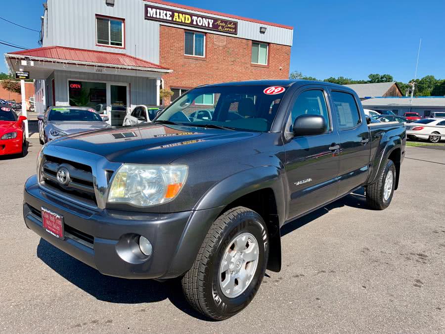 2009 Toyota Tacoma 4WD Double LB V6 AT, available for sale in South Windsor, Connecticut | Mike And Tony Auto Sales, Inc. South Windsor, Connecticut
