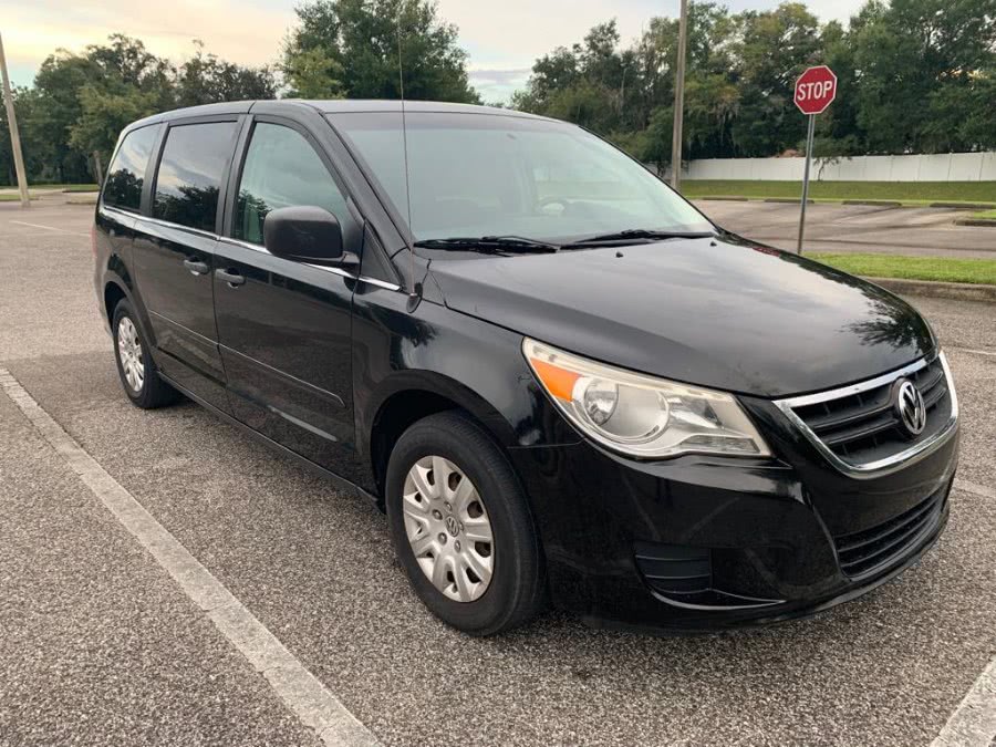 2011 Volkswagen Routan 4dr Wgn S, available for sale in Longwood, Florida | Majestic Autos Inc.. Longwood, Florida