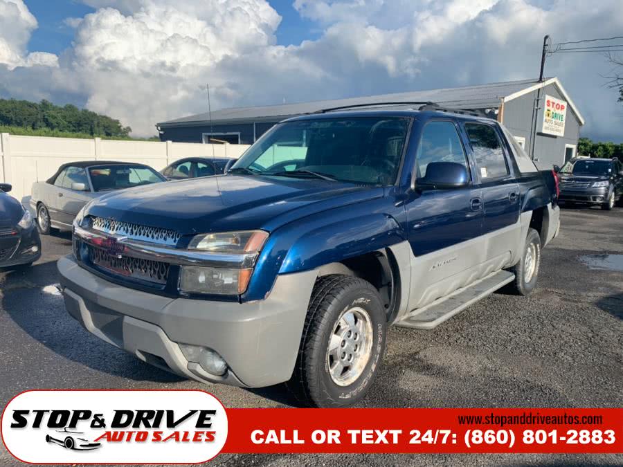 2002 Chevrolet Avalanche 1500 5dr Crew Cab 130" WB 4WD, available for sale in East Windsor, Connecticut | Stop & Drive Auto Sales. East Windsor, Connecticut