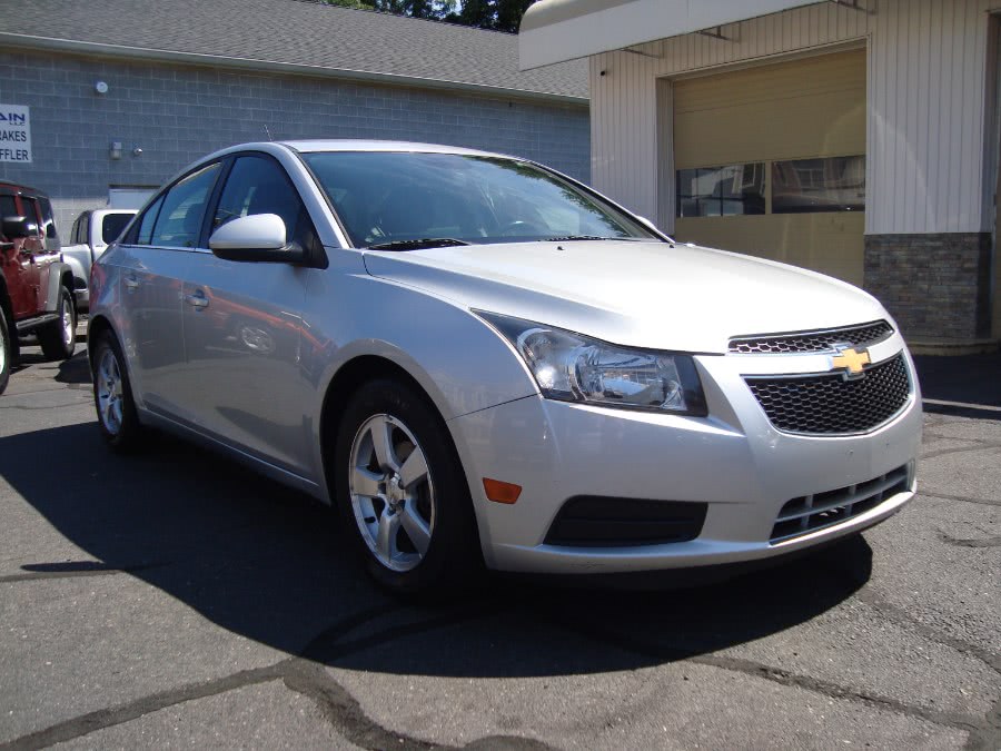 2013 Chevrolet Cruze 4dr Sdn Auto 1LT, available for sale in Manchester, Connecticut | Yara Motors. Manchester, Connecticut