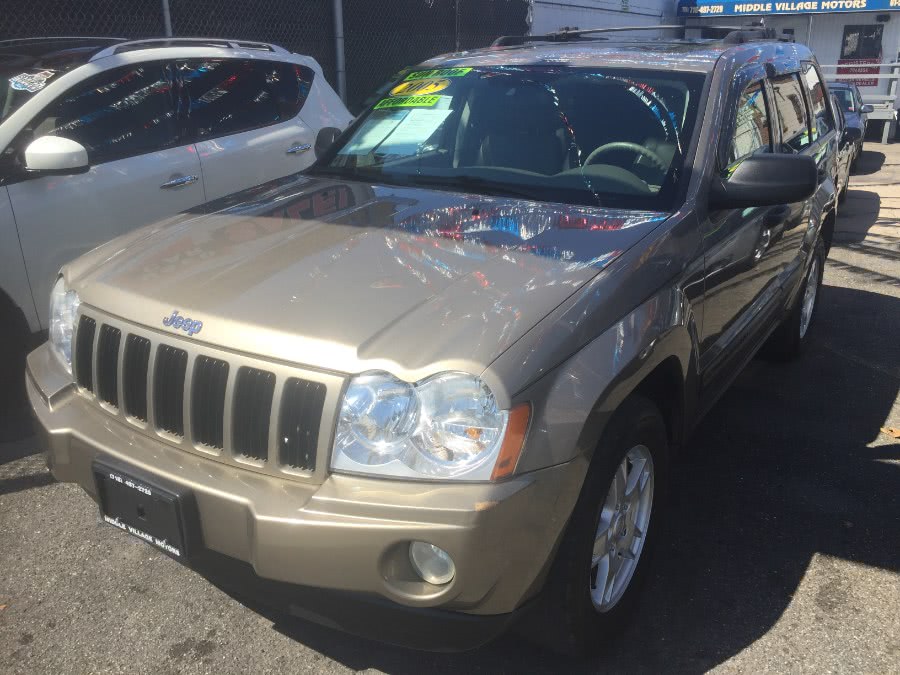 2005 Jeep Grand Cherokee 4dr Laredo 4WD, available for sale in Middle Village, New York | Middle Village Motors . Middle Village, New York 2005 Jeep Grand Cherokee 4dr Laredo 4WD, available for sale in Middle Village, New York | Middle Village Motors . Middle Village, New York