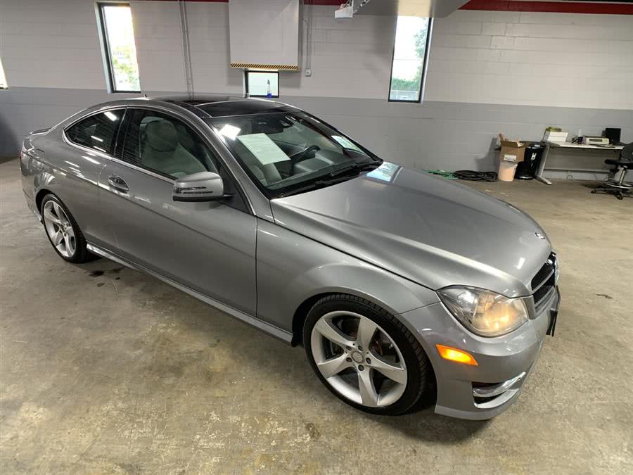 2014 Mercedes-Benz C-Class 2dr Cpe C 350 4MATIC, available for sale in Stratford, Connecticut | Wiz Leasing Inc. Stratford, Connecticut